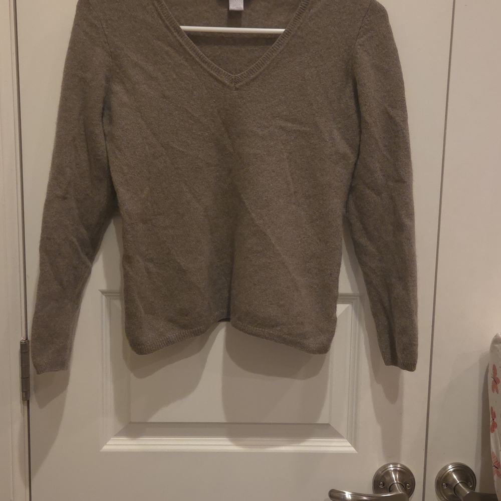V-Neck Women's Sweater - Brown